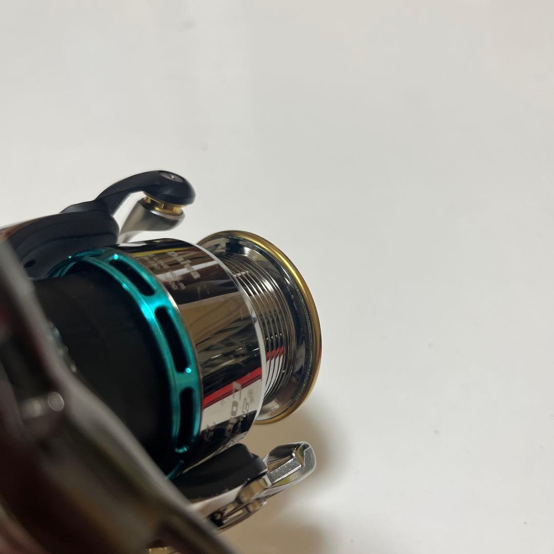 ダイワ エメラルダス コロッサル 2508RH エギング