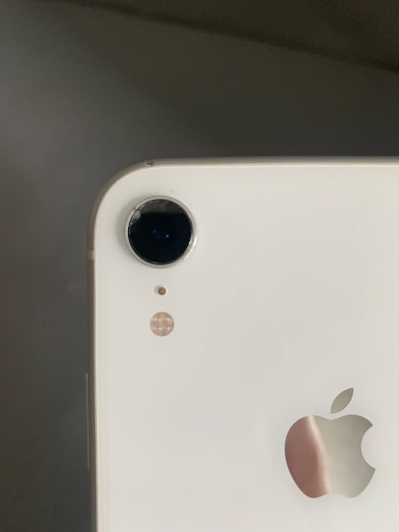 美品　国内版　SIMフリー　iPhoneXR　64GB ホワイト色