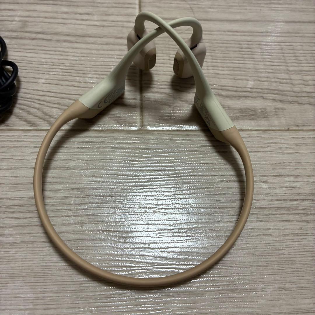 人気の希少ベージュ　OpenRun Pro by Shokz S810