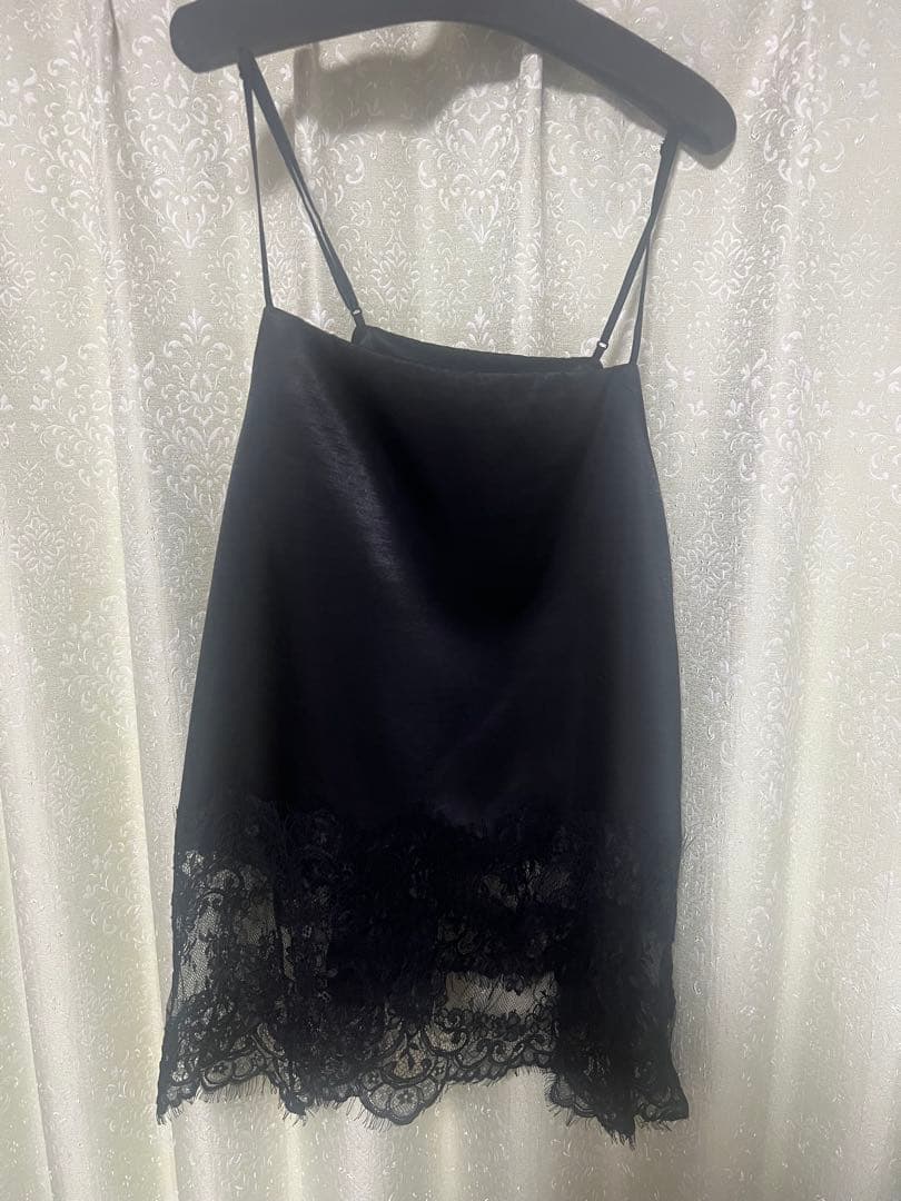 今季新品タグ付きバビロン　ヘムレースキャミソール　黒