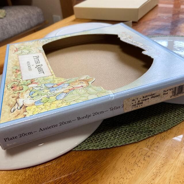 ウッジーウッド　ピーターラビット　バースディプレート12枚