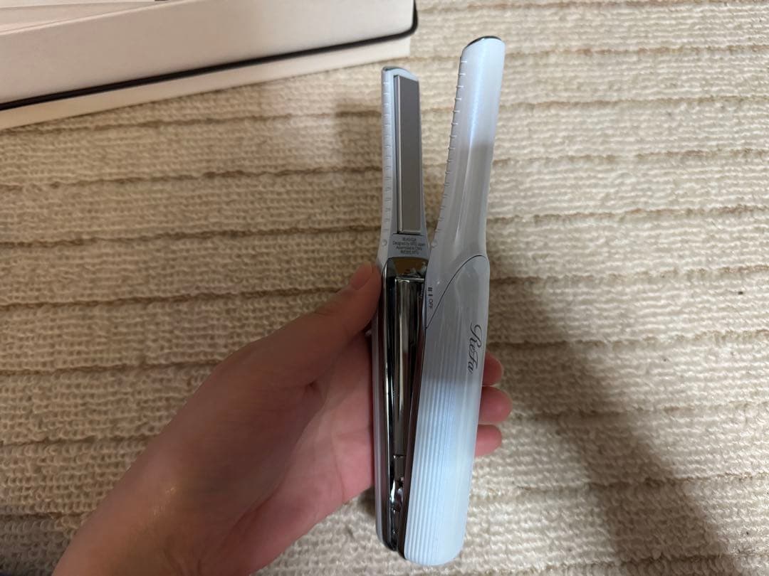 ReFa 美容機器 ホワイト オリジナルボックス付き