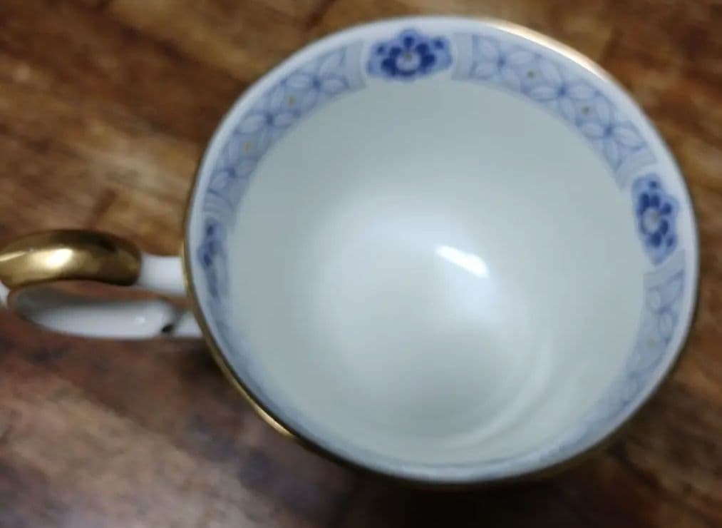 ナルミ ミラノ コーヒーカップ&ソーサー2客とシュガーポット セット