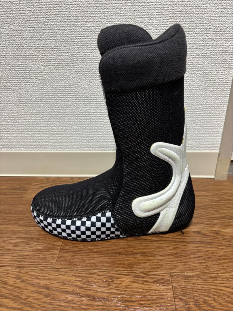 VANS INVADO PRO 24-25モデル スノーボードブーツ 25.5