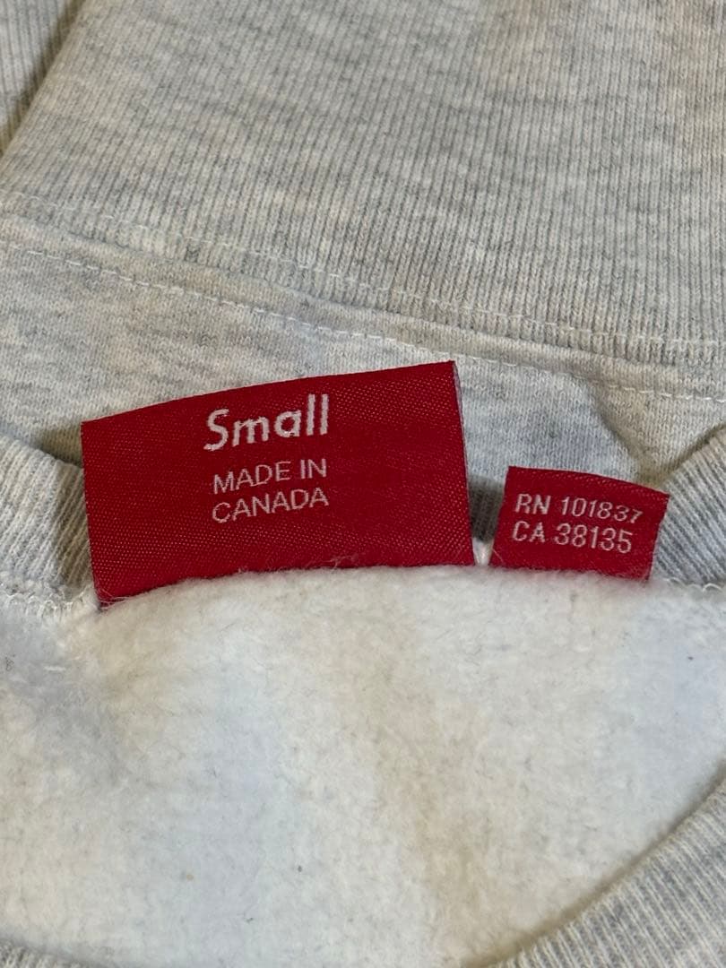 あと2時間‼️の特価‼️Supreme トレーナー グレー S