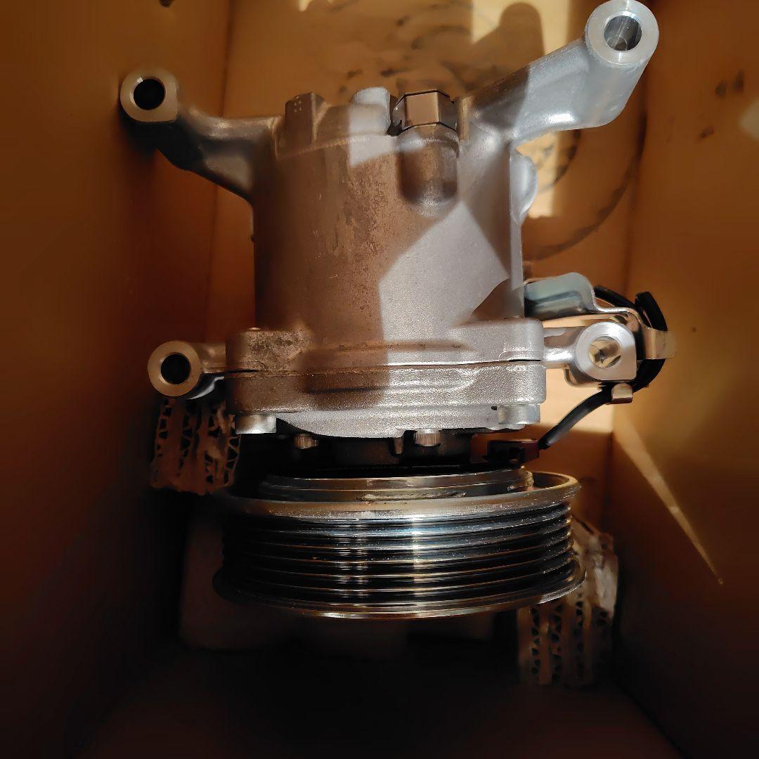 スズキエアコンコンプレッサー