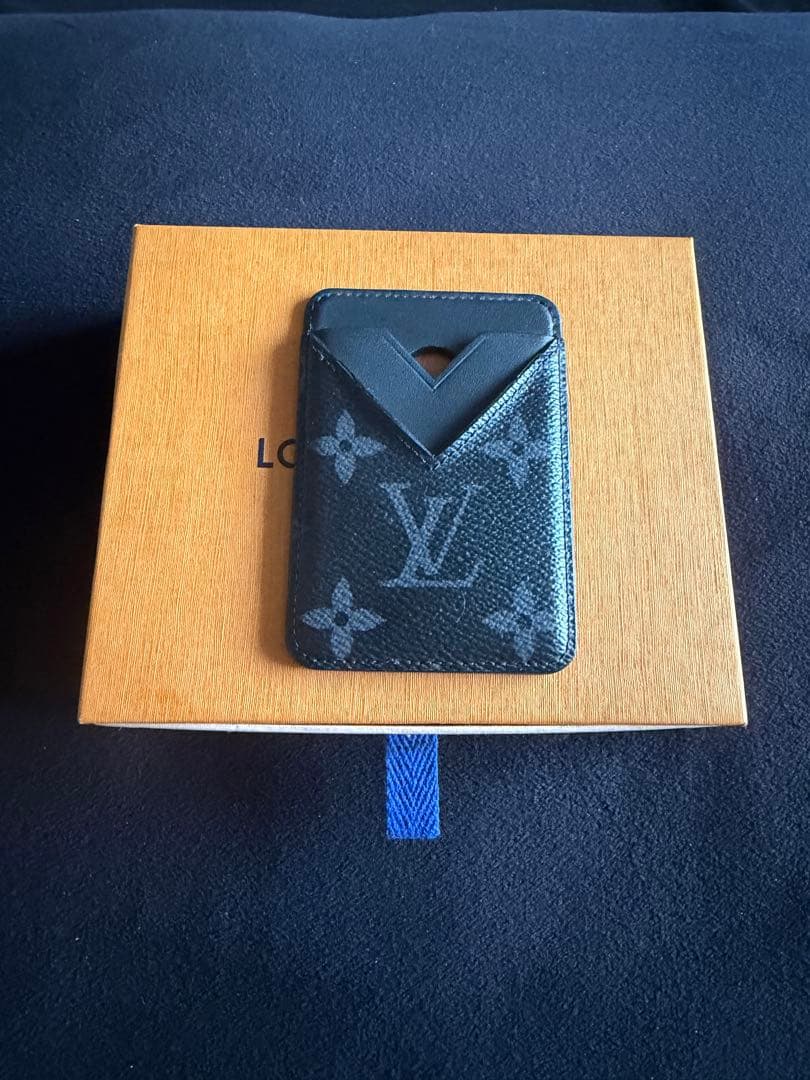 ルイヴィトン　iPhone AirPods MagSafe イヤホンケース