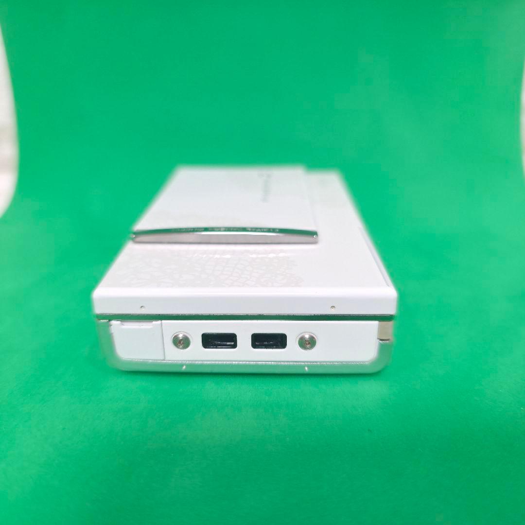 379】【美品】FinePix Z250fd コンパクトデジタルカメラ ホワイト