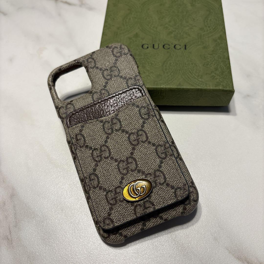 極美品［正規品］GUCCI グッチ　iPhone13 ケースGCパターン