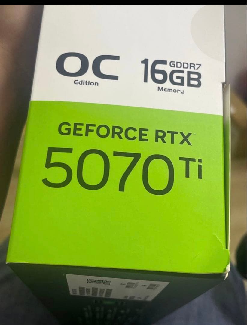 【新品】ASUS NVIDIA GeForce RTX 5070Ti