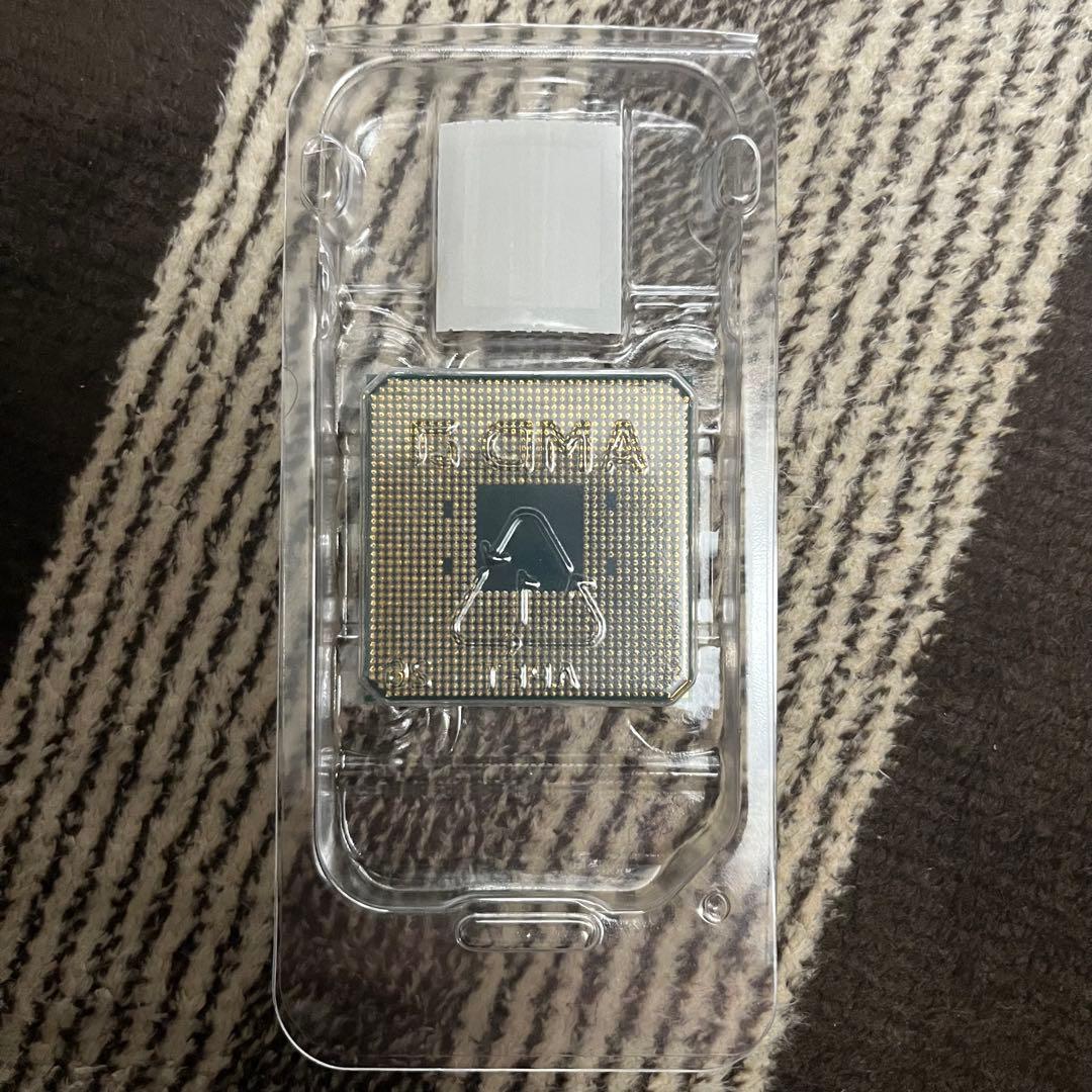 AMD Ryzen7 3700X BOX デスクトップPC用CPU 美品 お得