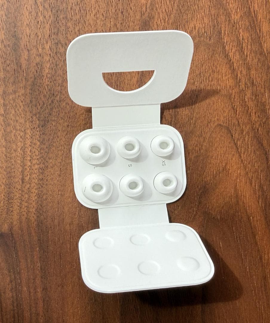 AirPods Pro 第2世代 MagSafe充電 Lightning