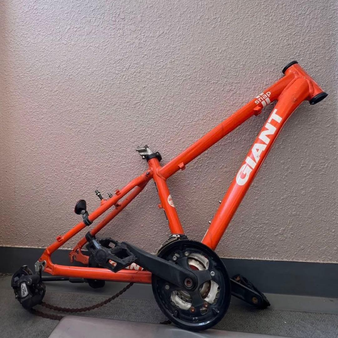 防犯登録抹消済 MTB GIANT SNAP XSサイズ　 フレーム+部品多数付