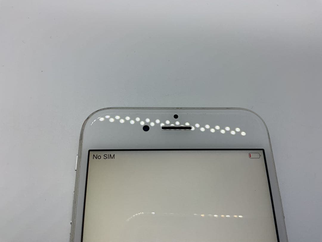 iPhone 6s（シルバー／64GB）