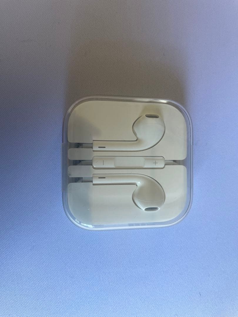 Apple 純正イヤホンホワイト