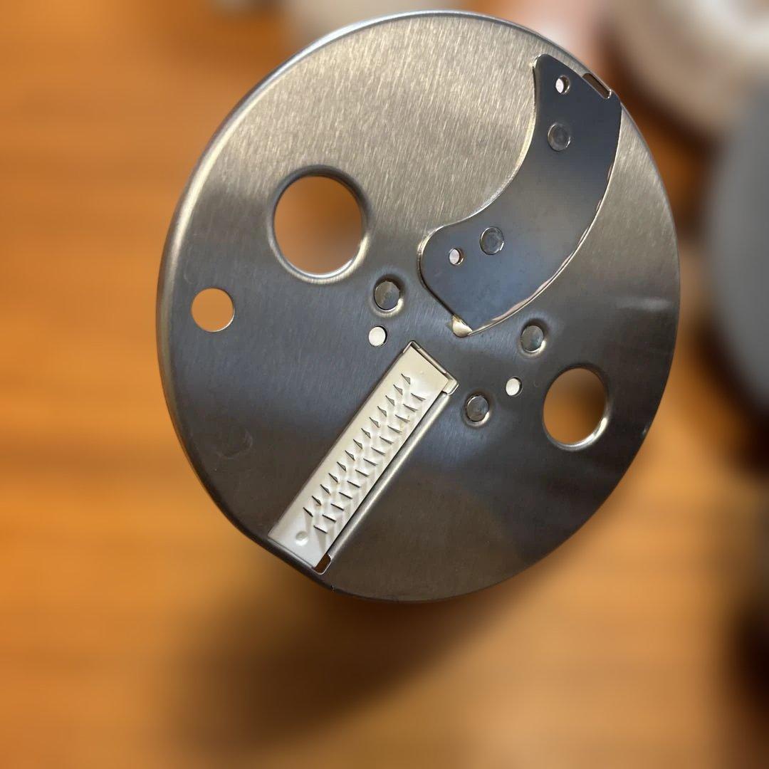 Panasonic フードプロセッサー　MK-K82-W　1台7役