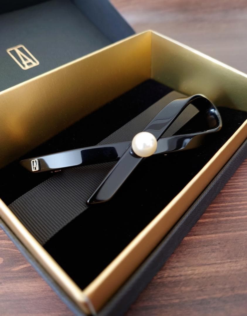 アレクサンドルドゥパリ パールリボンバレッタ 黒 TIMELESS