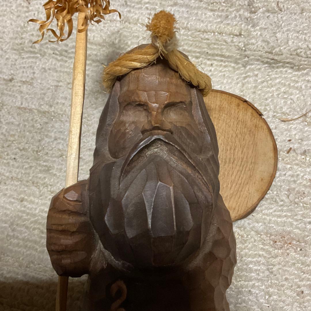 砂澤一雄作品　アイヌエカシ像　木彫り　【砂澤ビッキ氏の実弟】。2000年作品。