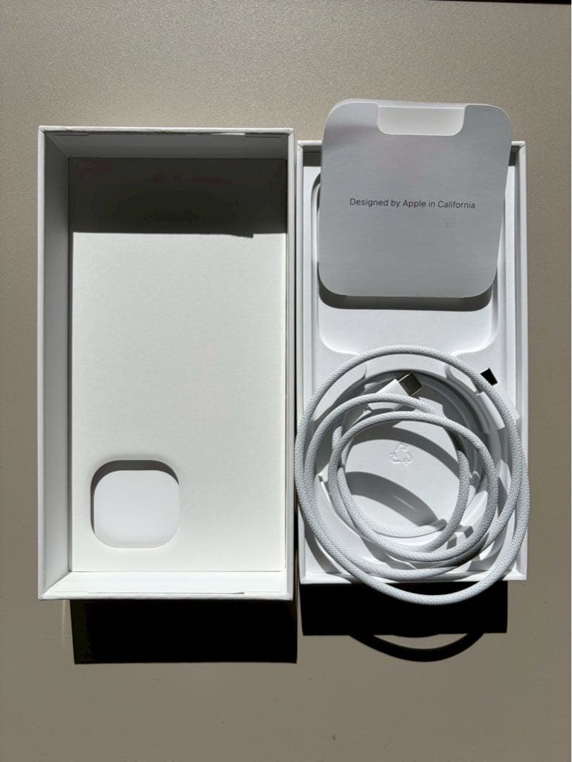 【 SIMフリー】Apple iPhone 15 ブラック 128Gb 本体