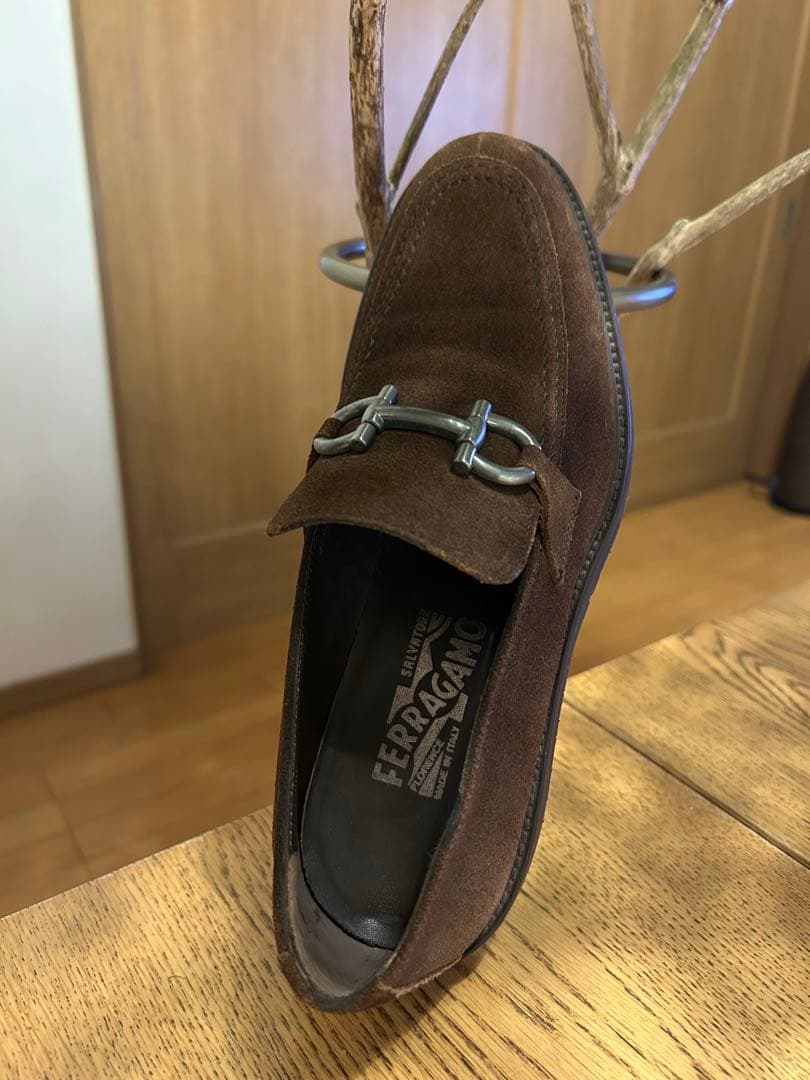 Ferragamo /スエード /ガンチーニシルバー金具/
