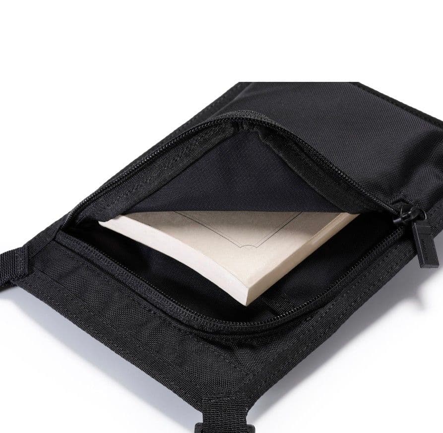 新品 定価以下 MONOLITH everyone PAPERBACK