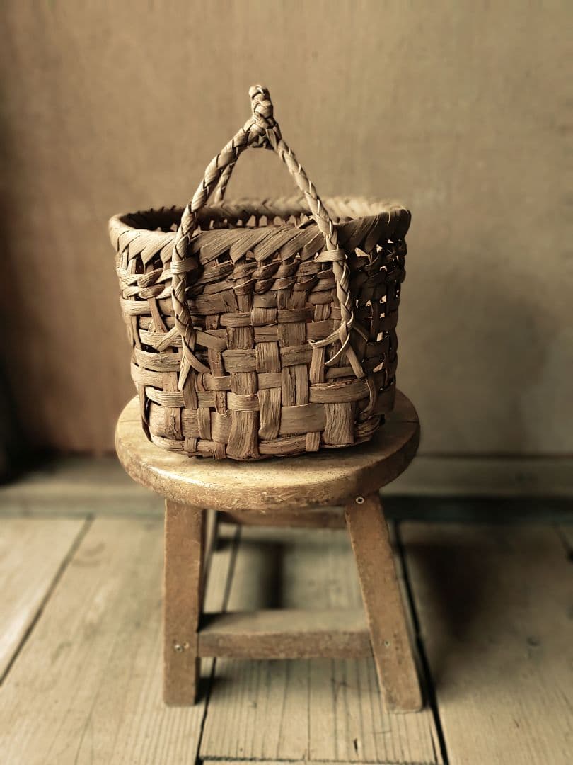 だ*み様 信州安曇野の山葡萄かごバック。里山手仕事。