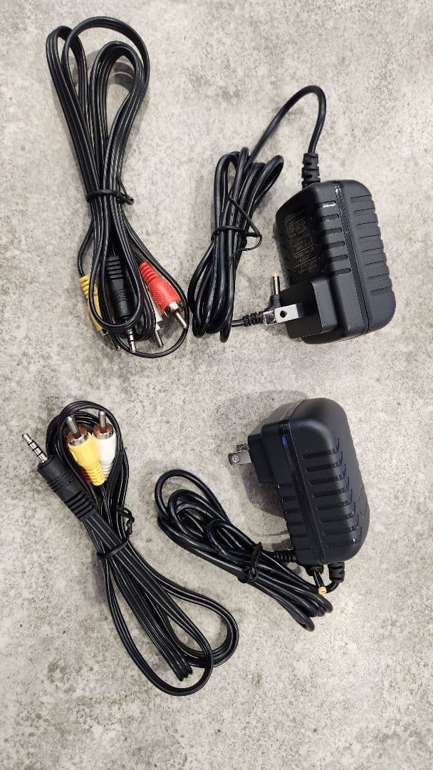 KEIYO　後部座席モニター 2台　　慶洋エンジニアリング