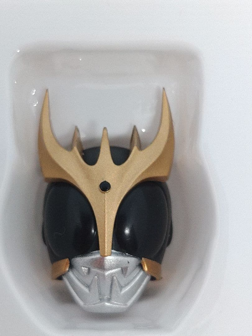 真骨彫　SHFiguarts 仮面ライダークウガ　アルティメットフォーム