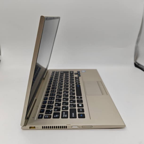 超軽量 タッチパネル バッテリ◎ フルHD NEC i7-7 SSD256GB