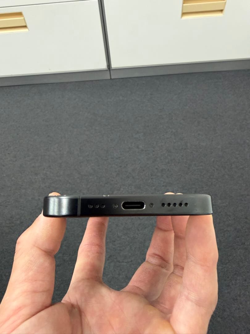 iPhone16Pro 512GB 美品 バッテリー100％ ケース付