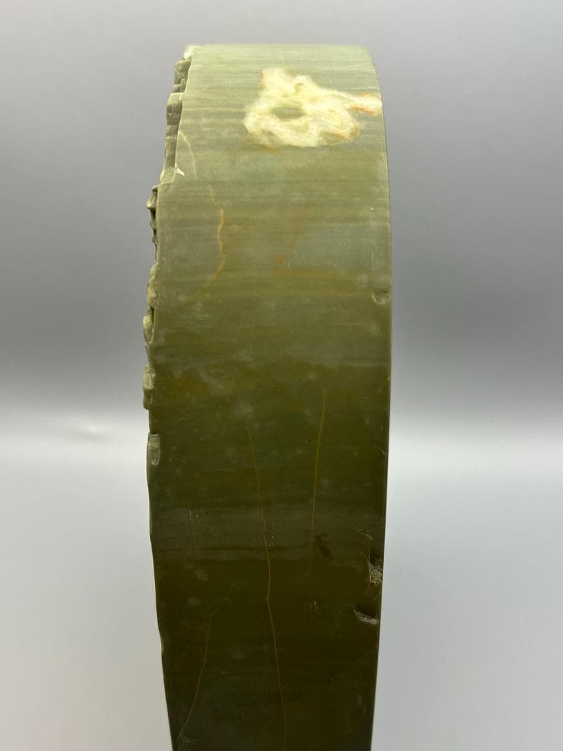 【海】硯　松花江緑石硯 松樹山水画　大硯 錦箱入　中国書道 　約：3.8kg