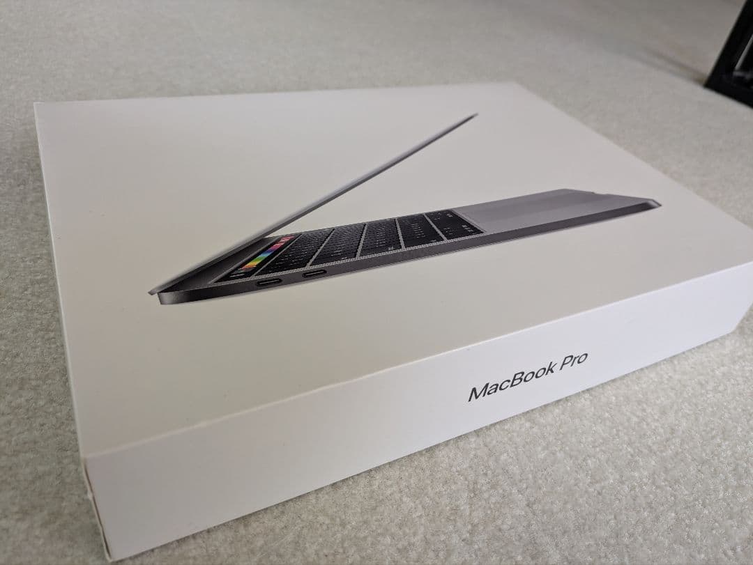 Apple MacBook Pro 13インチ 充放電311回