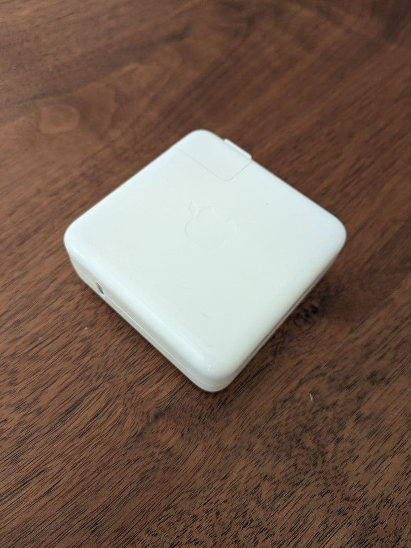 Apple MacBook Pro 13インチ 充放電311回