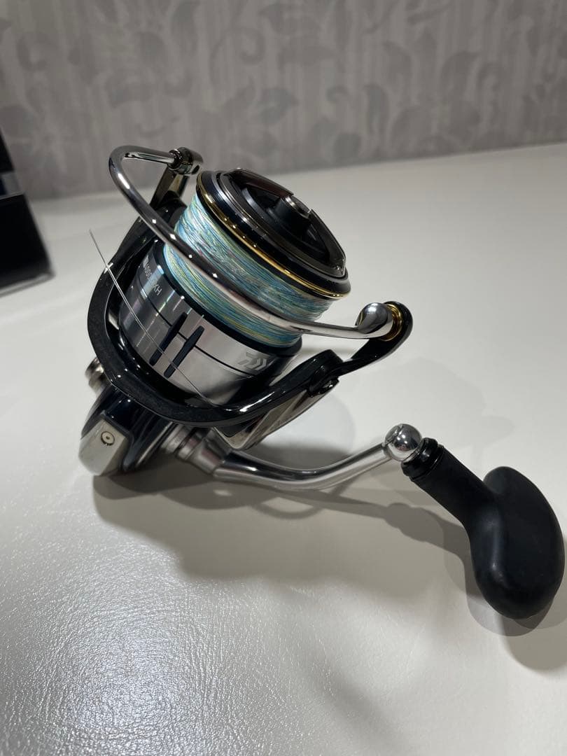 19 Daiwa CERTATE LT4000-CXH スピニングリール