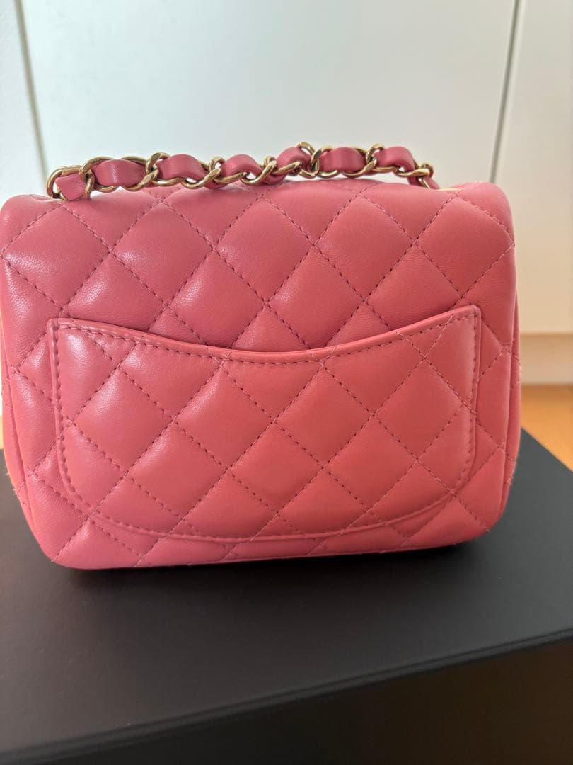 ジ*ー様 極美品 CHANEL ミニマトラッセ ベイビーピンク