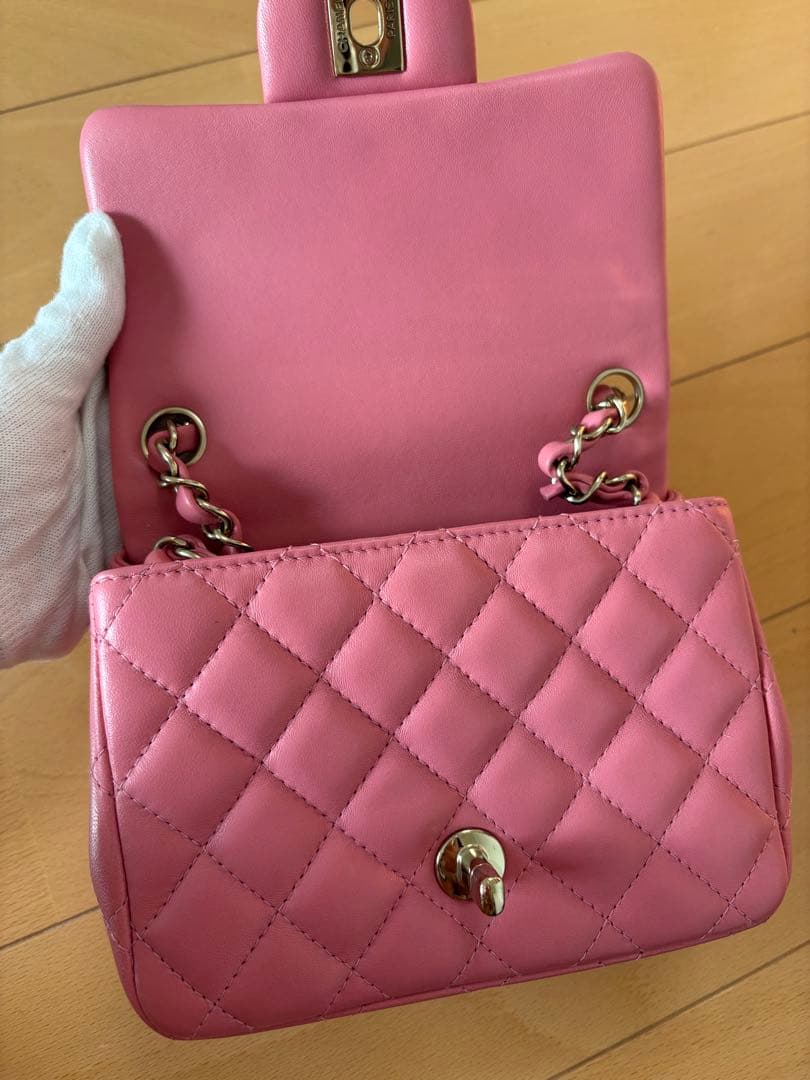 ジ*ー様 極美品 CHANEL ミニマトラッセ ベイビーピンク