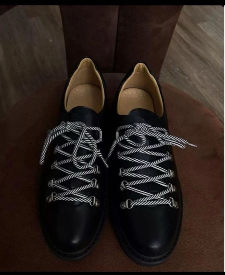 最安値【新品未使用/日本未発売】CRICLE CAGE ブラック スニーカー