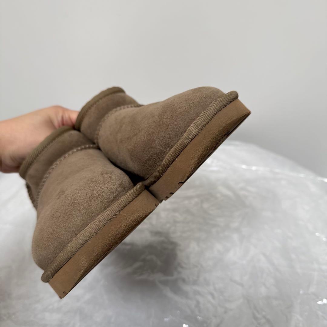 UGG クラッシック ウルトラミニブーツ モカ