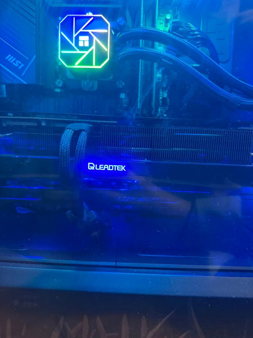 グラフィックボード・グラボ・ビデオカード WinFast RTX 4070 Ti HURRICANE