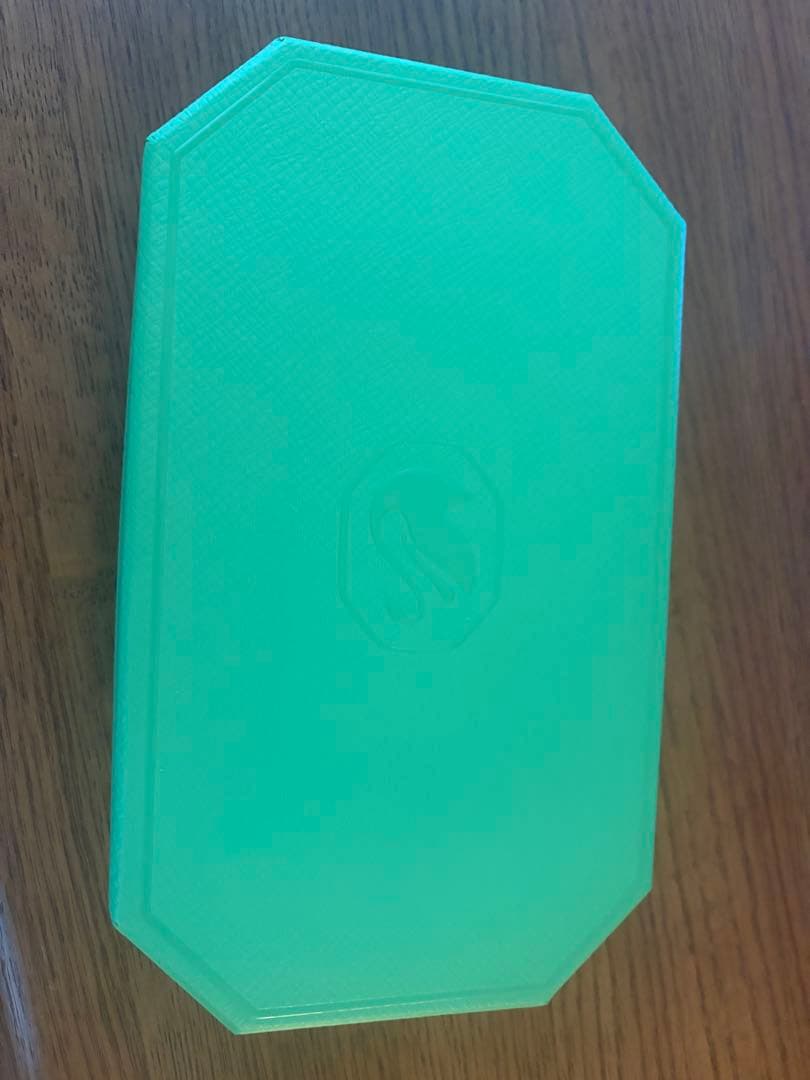 iPhone15ケース スワロフスキー