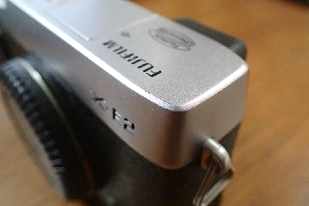 か*ん様 美品■富士フイルム FUJIFILM X-E2 ボディ■ 動作確認済■