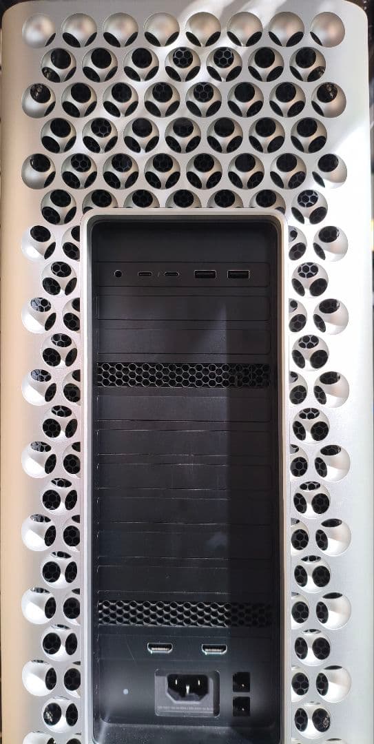 Mac Pro 2019 8コア/32GB/1TB/RadeonPro580X