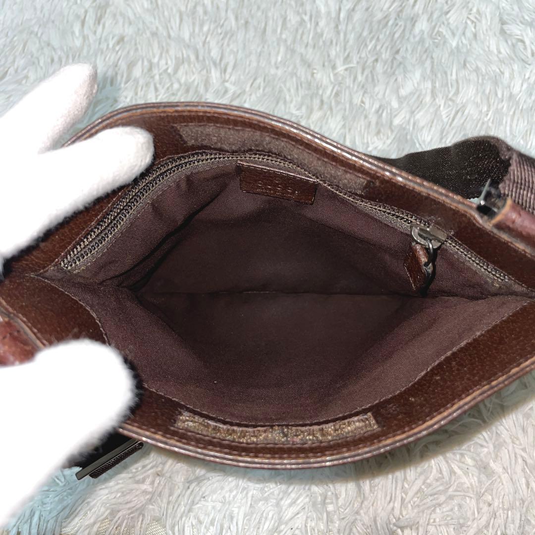 【美品】GUCCI グッチ　ショルダーバッグ　キャンバス　レザー　斜め掛け　茶
