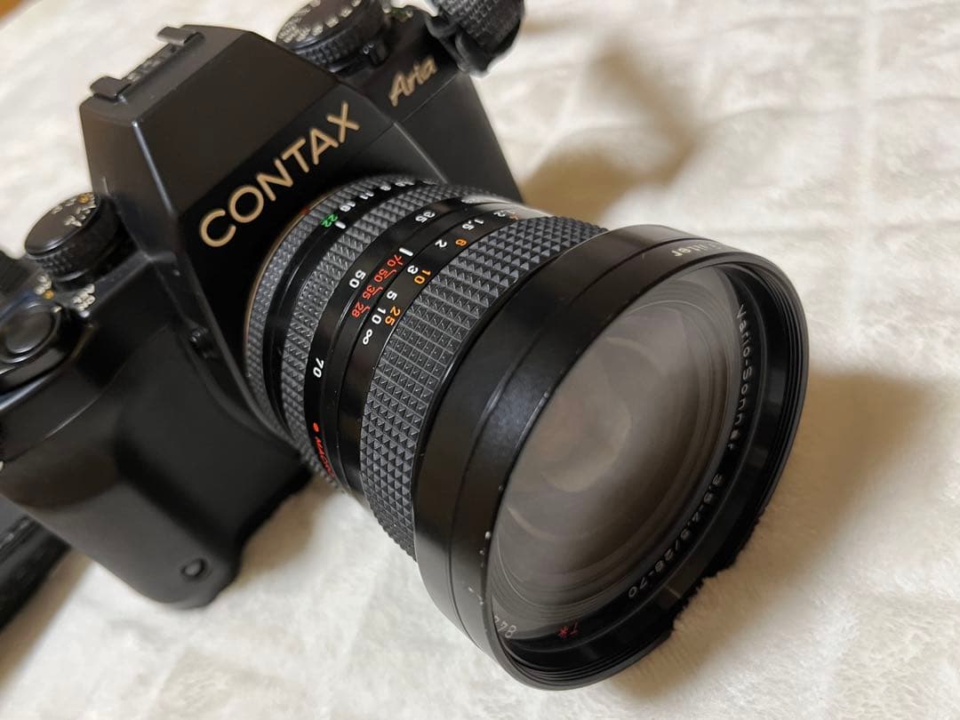 フィルムカメラ　CONTAX Aria （ストロボ付き）