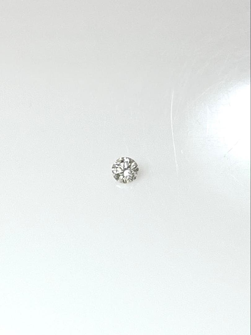 PT天然ダイヤモンド片耳ピアス 計0.185ct ソーティング付き