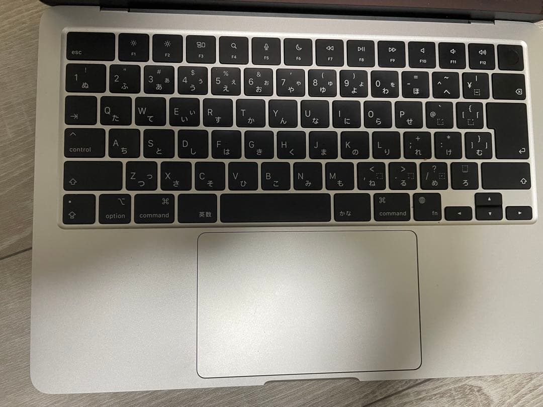 MacBook Air M2 シルバー