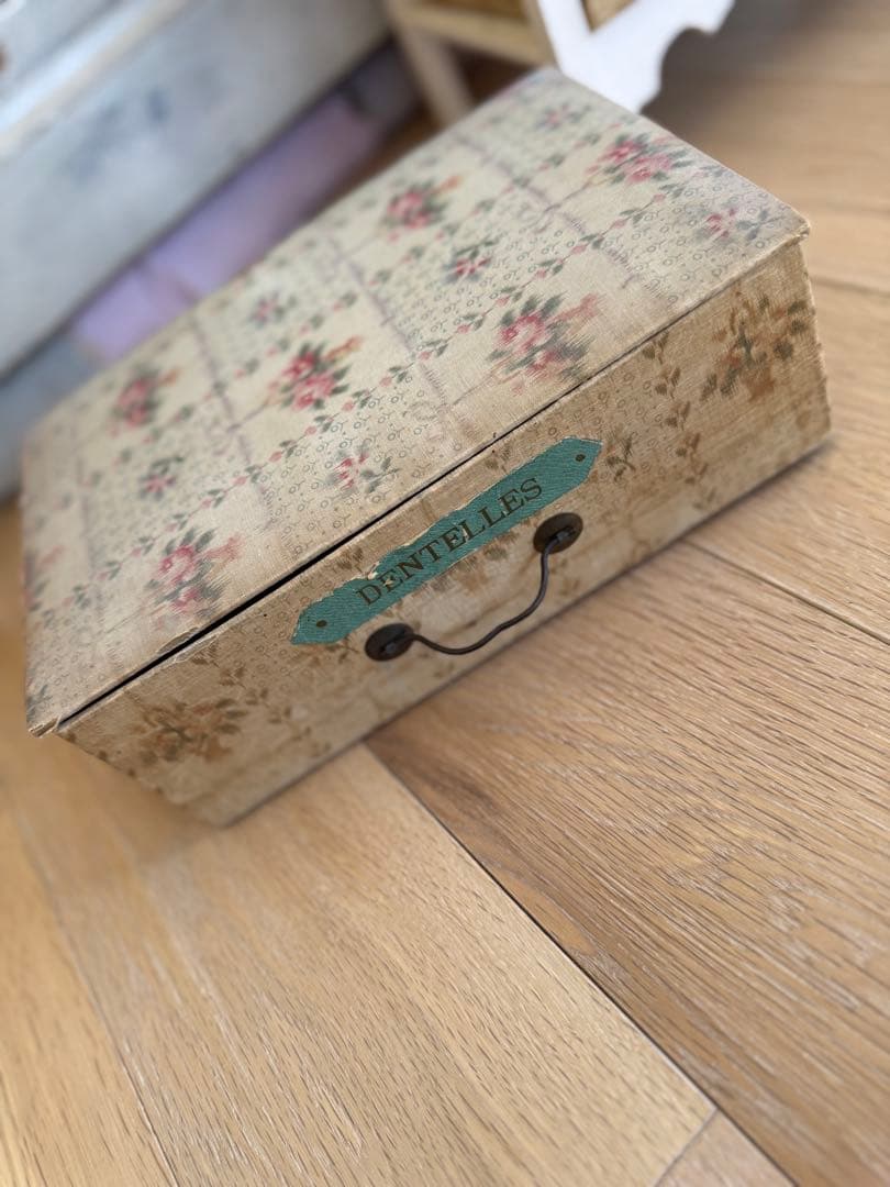 フランスアンティークレア木枠付きドゥロワー抽斗画像追加しました