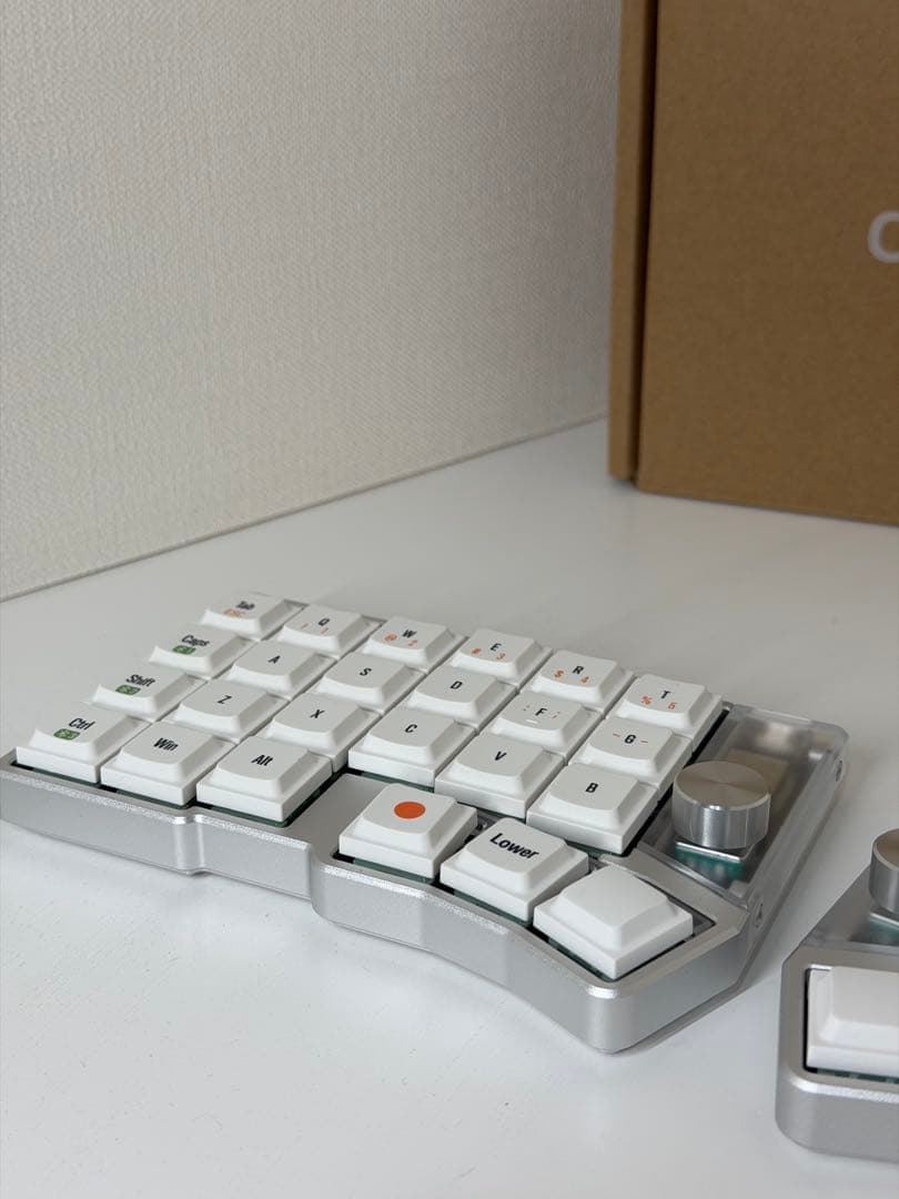 Cornix LP 分割キーボード シルバー 新品開封済みテスト動作のみ実施