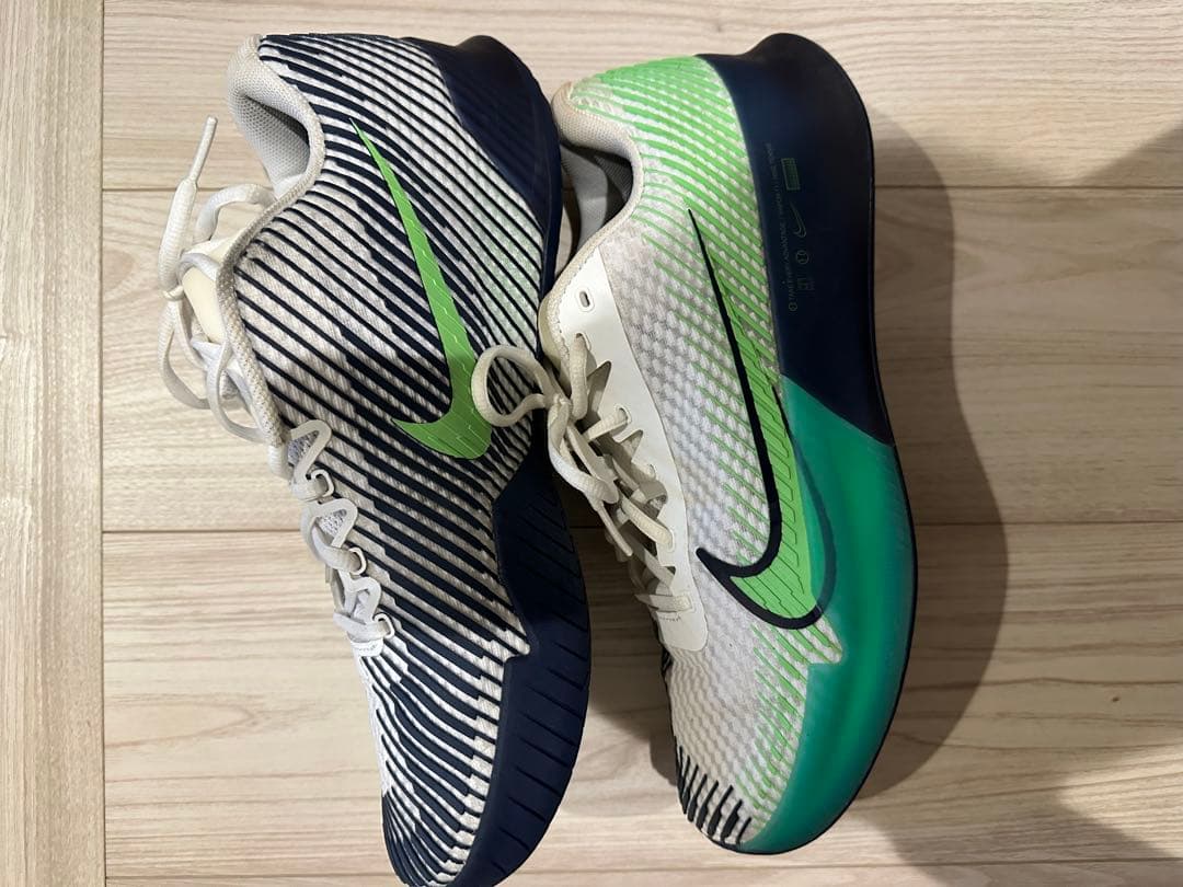 ナイキ　テニスシューズ　28 ハードコート用