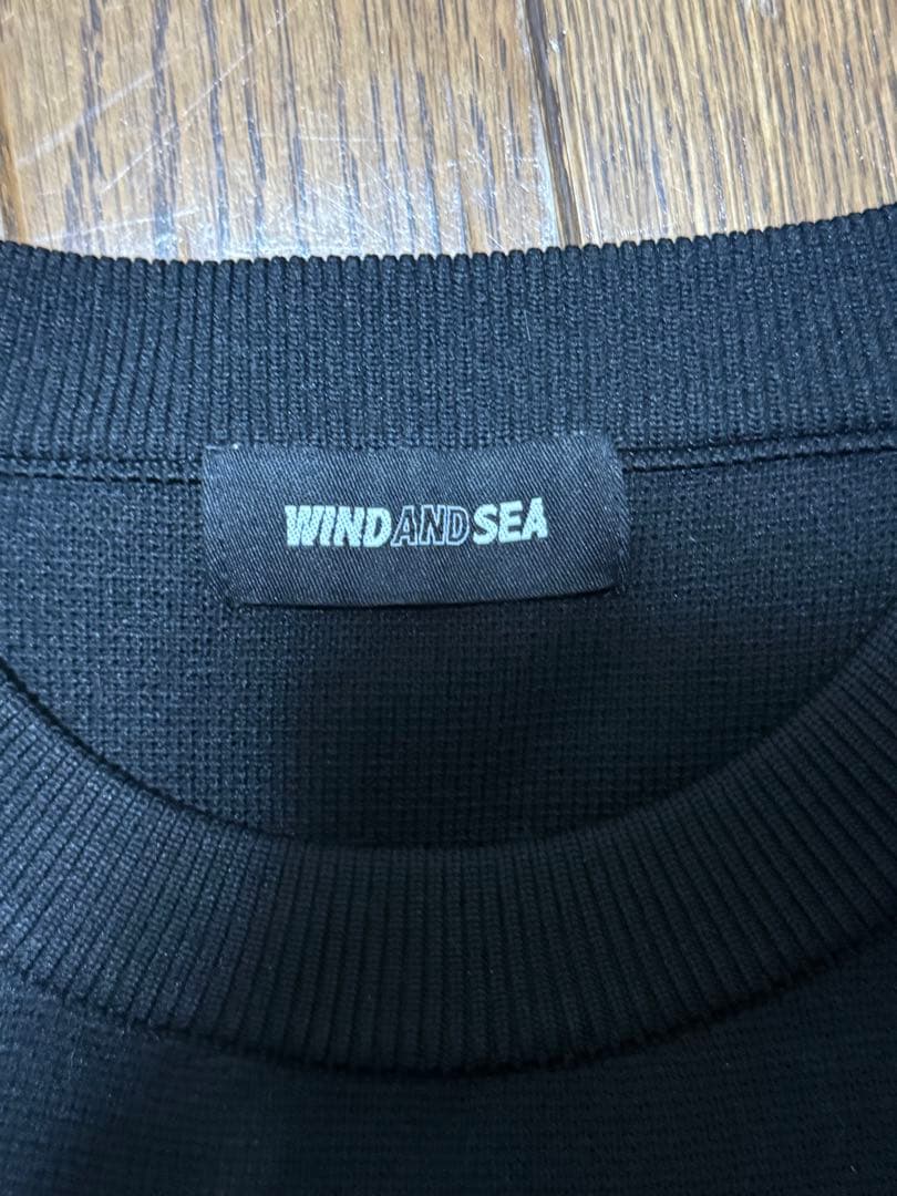 SEA ブラック クルーネック スウェット